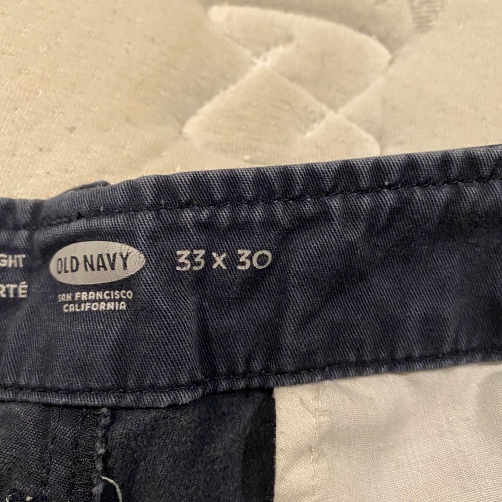 Old navy broken in straight khaki blue 33x30
